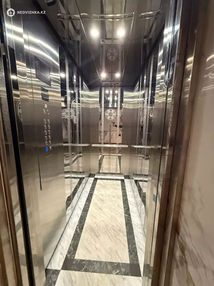 2-комнатная квартира, этаж 9 из 9, 63 м², Посуточно, фотография 4