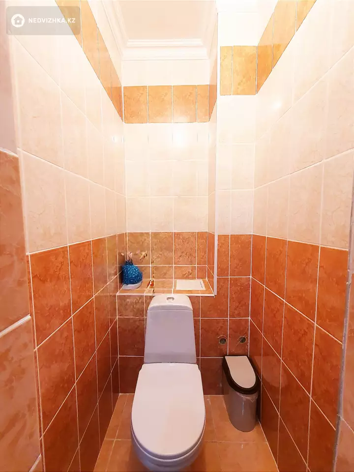 3-комнатная квартира, этаж 4 из 5, 95 м², фотография 5