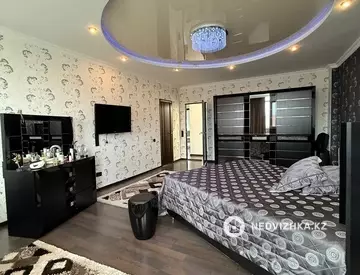 5-комнатная квартира, этаж 5 из 5, 165 м², миниатюра 12
