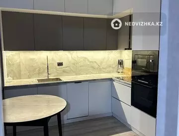 2-комнатная квартира, этаж 12 из 16, 41 м², Посуточно