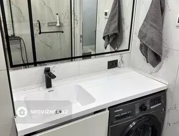 2-комнатная квартира, этаж 12 из 16, 41 м², Посуточно, миниатюра 10
