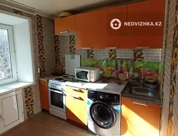 2-комнатная квартира, этаж 3 из 5, 45 м², миниатюра 7