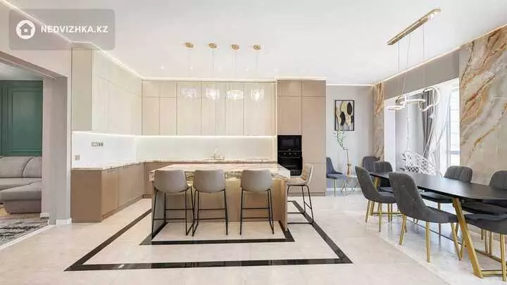 7-комнатная квартира, этаж 19 из 20, 192 м², фотография 2