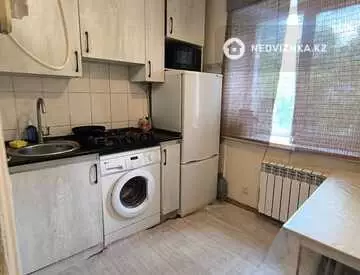 1-комнатная квартира, этаж 3 из 4, 30 м²