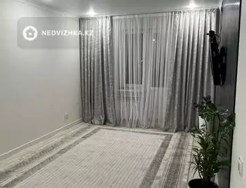 4-комнатная квартира, этаж 6 из 6, 89 м²