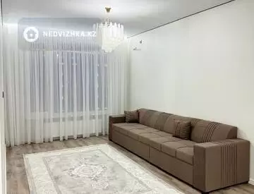 2-комнатная квартира, этаж 5 из 13, 70 м², На длительный срок