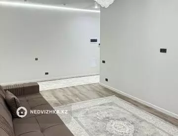 2-комнатная квартира, этаж 5 из 13, 70 м², На длительный срок