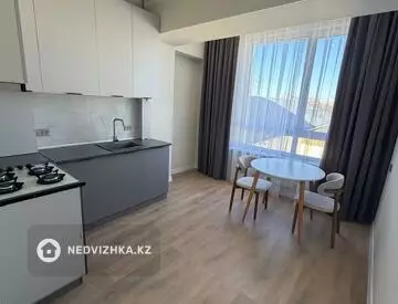 1-комнатная квартира, этаж 3 из 7, 40 м², миниатюра 1