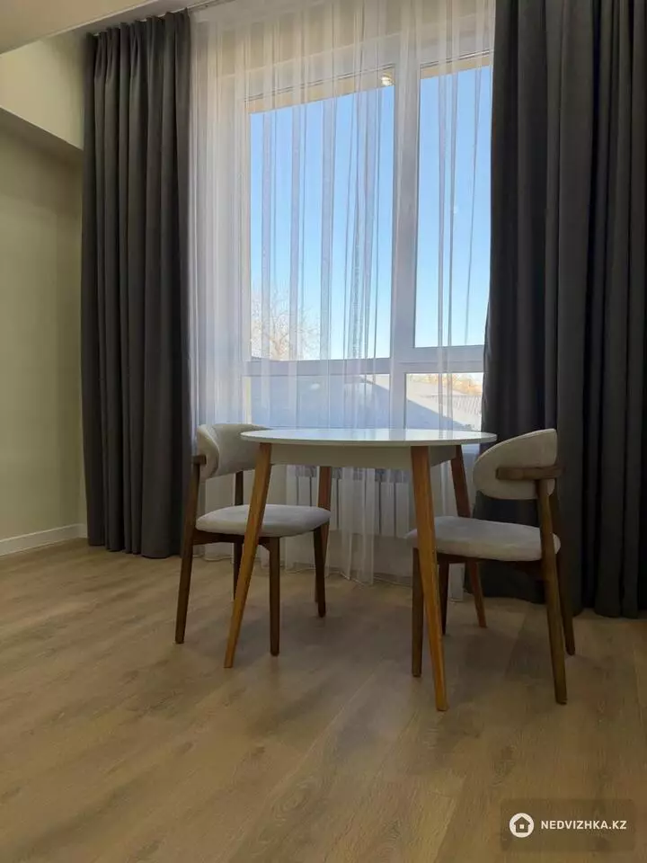 1-комнатная квартира, этаж 3 из 7, 40 м², фотография 2