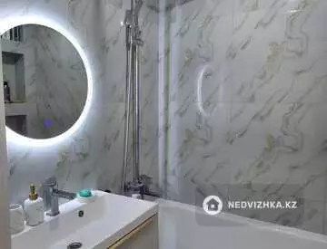 2-комнатная квартира, этаж 2 из 5, 81 м², миниатюра 10