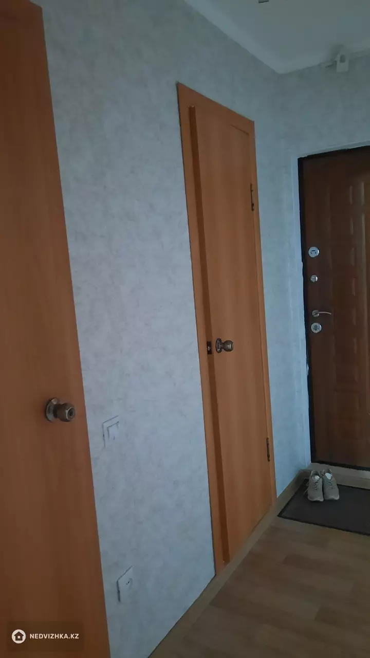 1-комнатная квартира, этаж 3 из 10, 36 м², фотография 2
