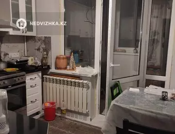 3-комнатная квартира, этаж 5 из 9, 70 м², миниатюра 2