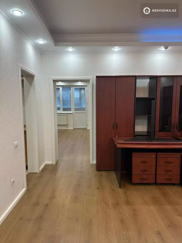 Офис, Магазин и др., этаж 1, 136 м², фотография 4
