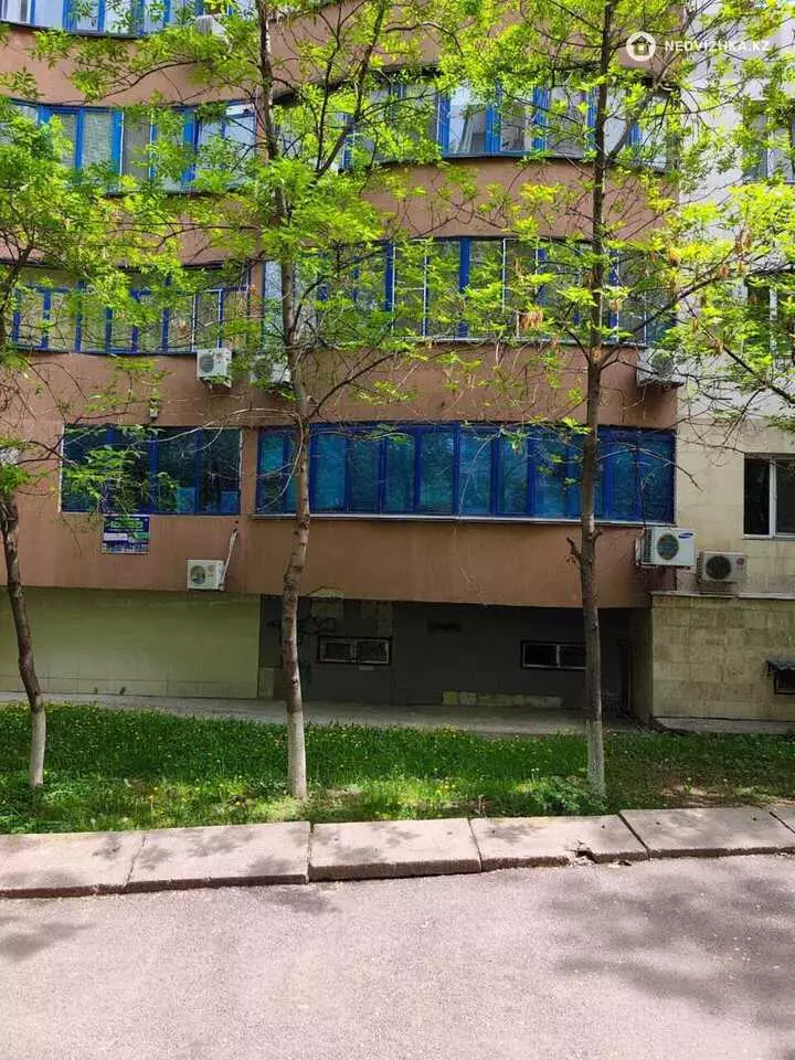 Офис, Магазин и др., этаж 1, 136 м², фотография 2