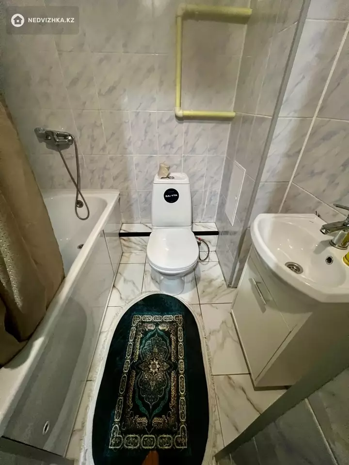 1-комнатная квартира, этаж 1 из 10, 15 м², Посуточно, фотография 5