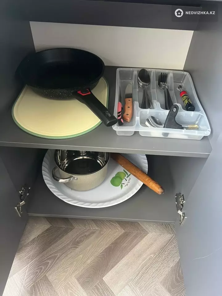 1-комнатная квартира, этаж 8 из 9, 40 м², Посуточно, фотография 5