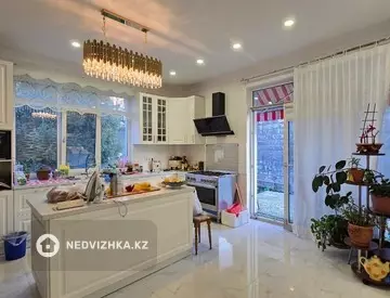 5-комнатный дом, 7.5 соток, 240 м², миниатюра 5