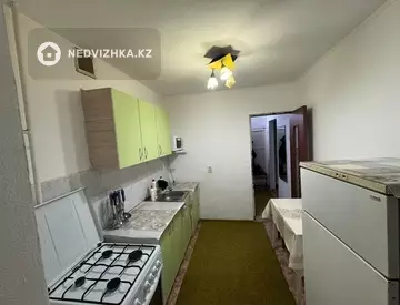 2-комнатная квартира, этаж 5 из 9, 50 м², На длительный срок