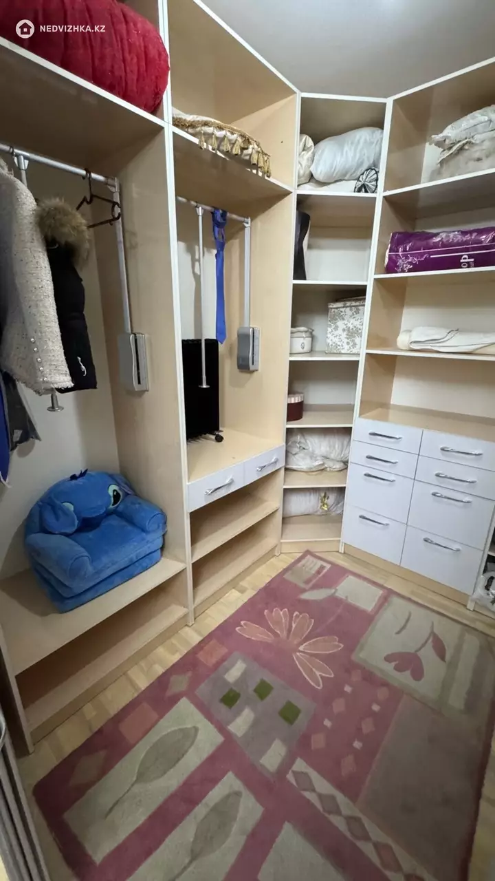 3-комнатная квартира, этаж 7 из 10, 108 м², фотография 4