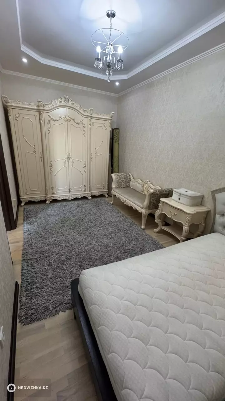 3-комнатная квартира, этаж 7 из 10, 108 м², фотография 3
