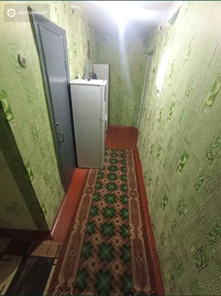 2-комнатная квартира, этаж 1 из 4, 100 м², Посуточно, фотография 5