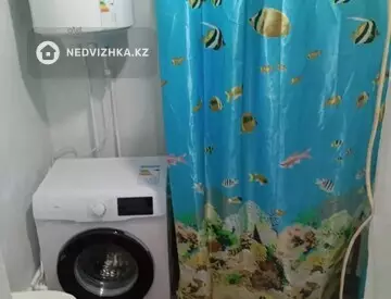 2-комнатная квартира, этаж 1 из 4, 100 м², Посуточно, миниатюра 6