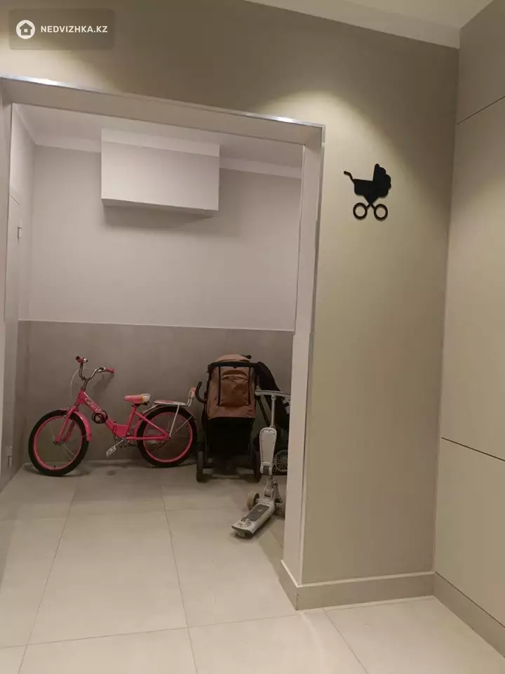 3-бөлмелі пәтер, қабат 4 барлық қабат саны 14, 68 м², 2-фотосурет