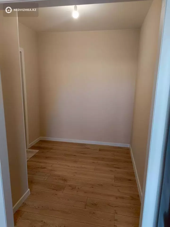 3-бөлмелі пәтер, қабат 4 барлық қабат саны 14, 68 м², 5-фотосурет