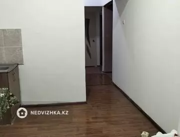 3-комнатная квартира, этаж 5 из 5, 67 м², миниатюра 2