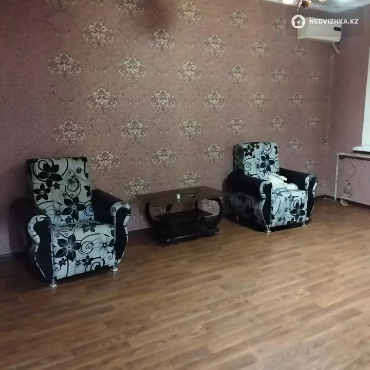 3-комнатная квартира, этаж 5 из 5, 67 м², фотография 3