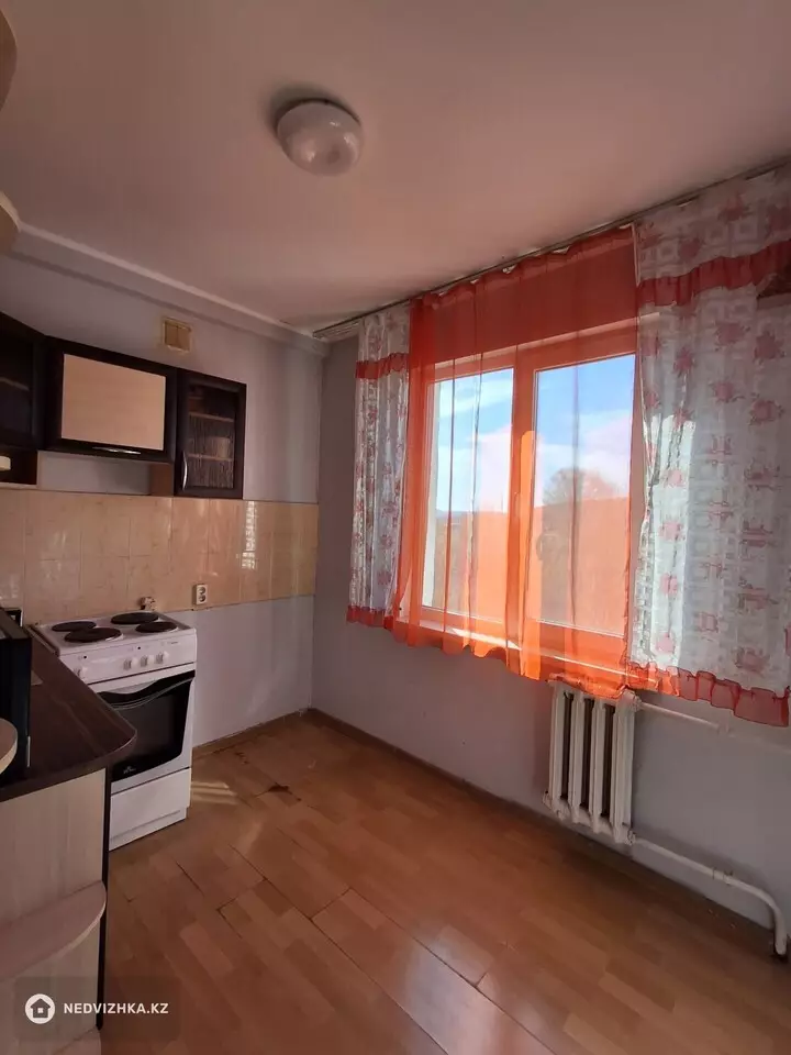 1-комнатная квартира, этаж 5 из 5, 34 м², фотография 3