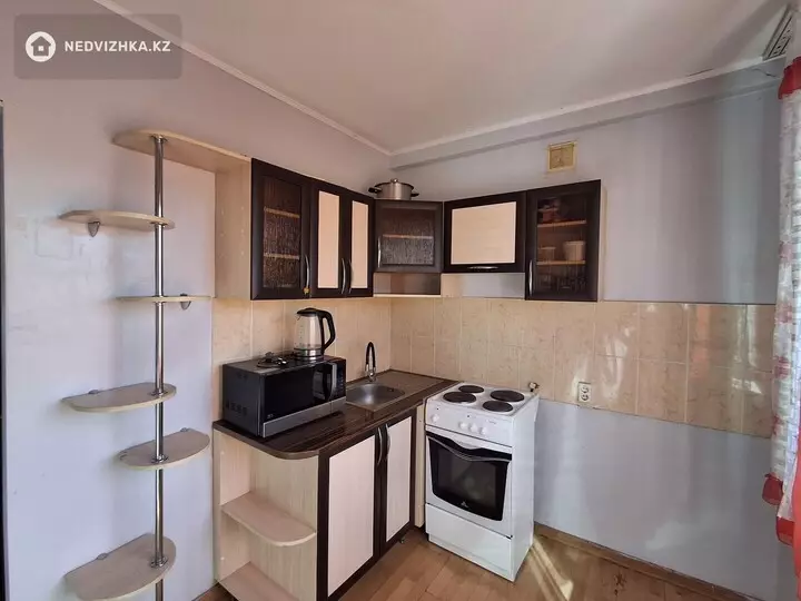 1-комнатная квартира, этаж 5 из 5, 34 м², фотография 2