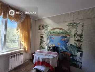 3-комнатная квартира, этаж 3 из 5, 69 м², миниатюра 4