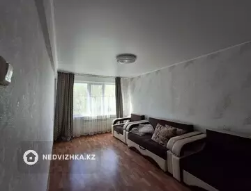 3-комнатная квартира, этаж 3 из 5, 69 м², миниатюра 8