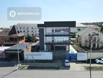 Помещение, этаж 1 из 4, 1 600 м², На длительный срок, миниатюра 1