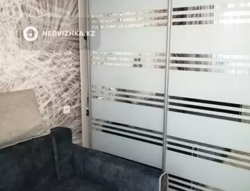 3-комнатная квартира, этаж 2 из 5, 63 м²