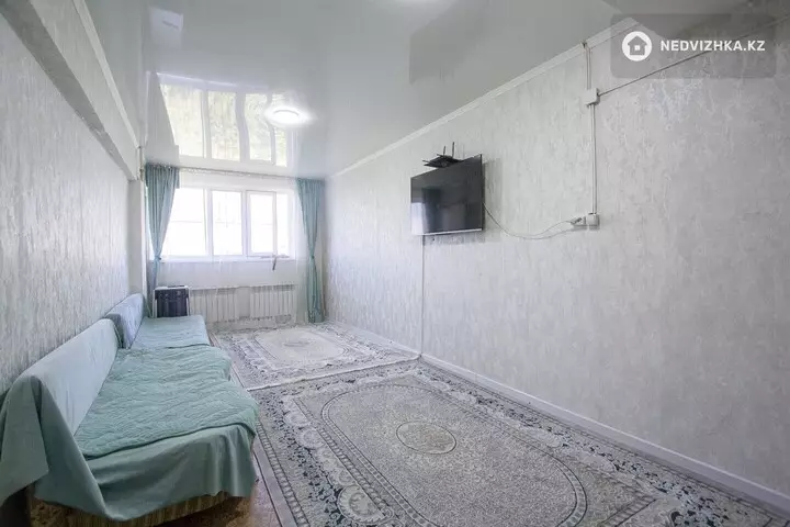 1-комнатная квартира, этаж 5 из 5, 38 м², фотография 5