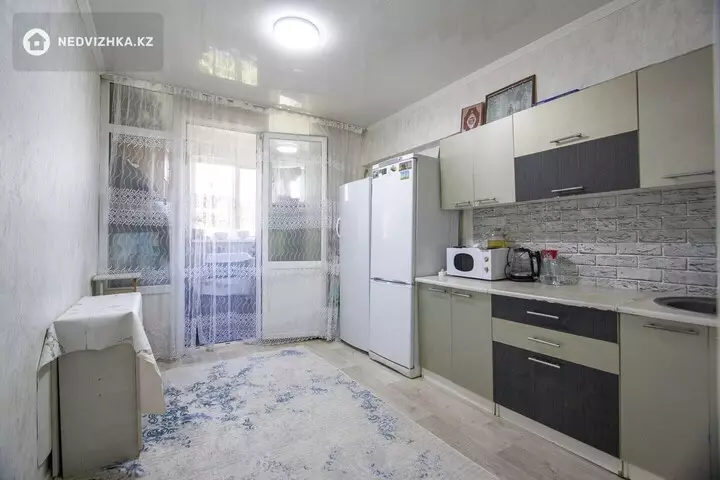 1-комнатная квартира, этаж 5 из 5, 38 м², фотография 3