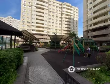 1-комнатная квартира, этаж 7 из 13, 50 м², Посуточно, миниатюра 11