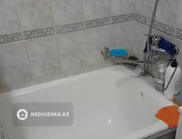 2-комнатная квартира, этаж 3 из 9, 51 м², миниатюра 9