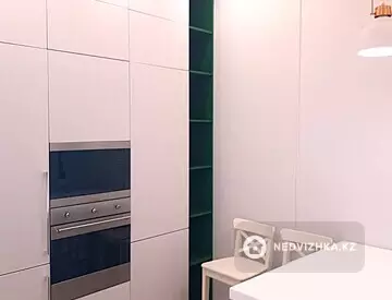 3-комнатная квартира, этаж 17 из 14, 77 м², миниатюра 7