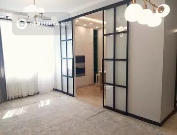 3-комнатная квартира, этаж 17 из 14, 77 м², миниатюра 1