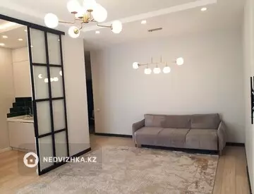 3-комнатная квартира, этаж 17 из 14, 77 м², миниатюра 3