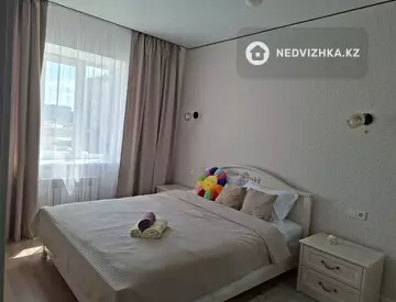 2-комнатная квартира, этаж 2 из 5, 59 м², Посуточно