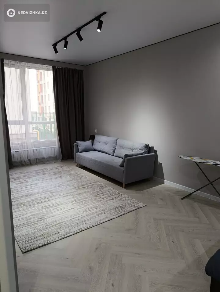 1-комнатная квартира, этаж 2 из 5, 46 м², Посуточно, фотография 3