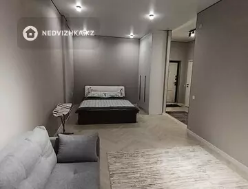 1-комнатная квартира, этаж 2 из 5, 46 м², Посуточно, миниатюра 5