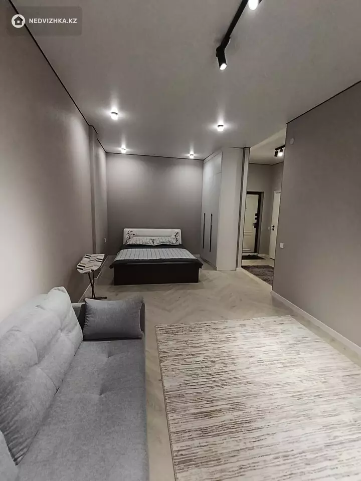 1-комнатная квартира, этаж 2 из 5, 46 м², Посуточно, фотография 5