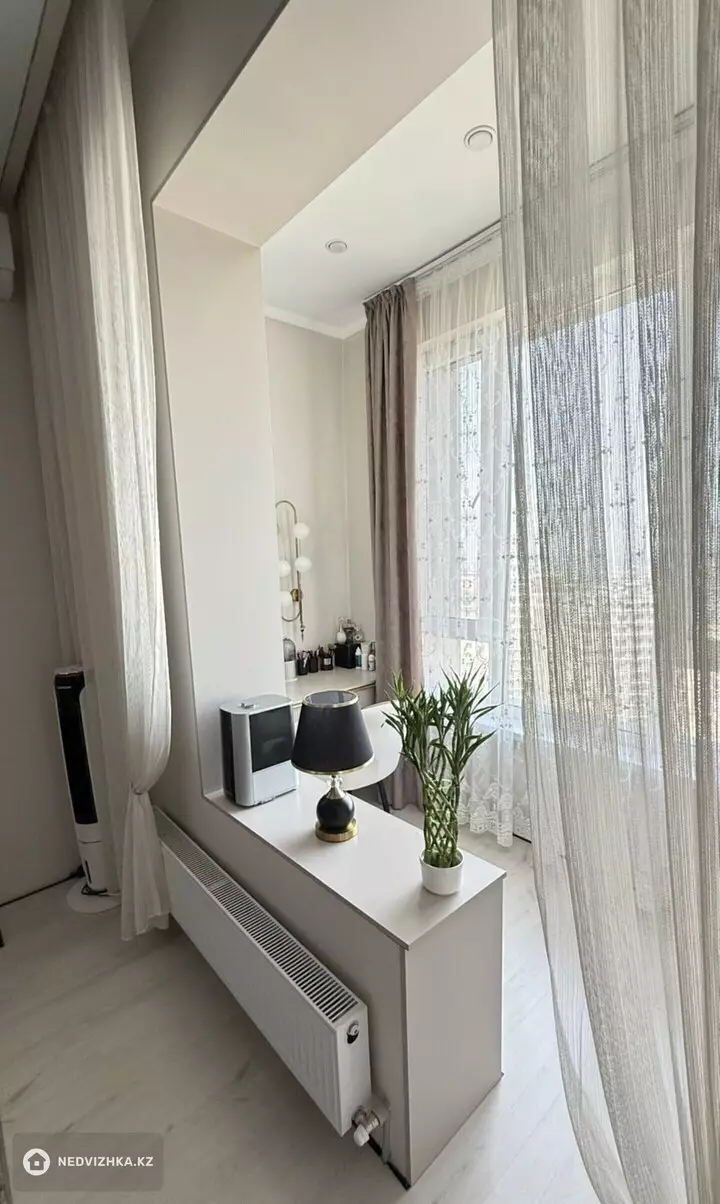 3-комнатная квартира, этаж 19 из 21, 97 м², фотография 5