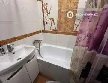1-комнатная квартира, этаж 2 из 5, 40 м², Посуточно, миниатюра 8