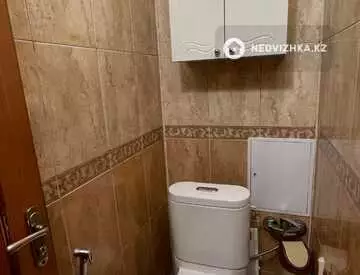 3-комнатная квартира, этаж 4 из 5, 82 м², миниатюра 8